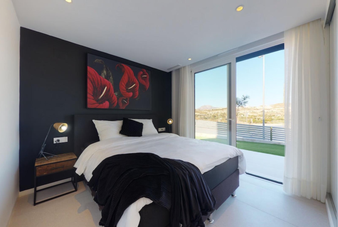 Alicante-Panoramic-bedroom-01-mutxamel-villa-costablanca