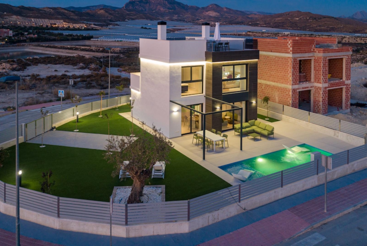 Alicante-Panoramic-villa-04-mutxamel-costa blanca-garden