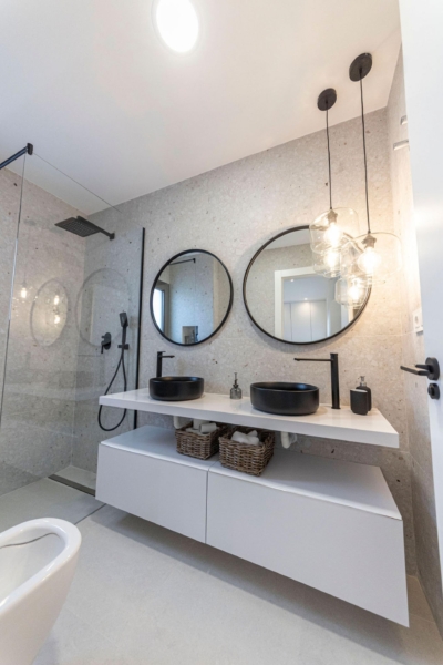 Playamar-XI-bathroom-01-Costa Blanca