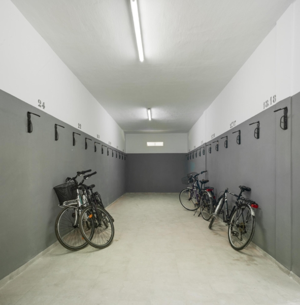 Playamar-XI-storage-bikes-Costa Blanca