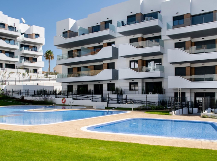 Aire-Residencial-Costa-Blanca-Pool-01