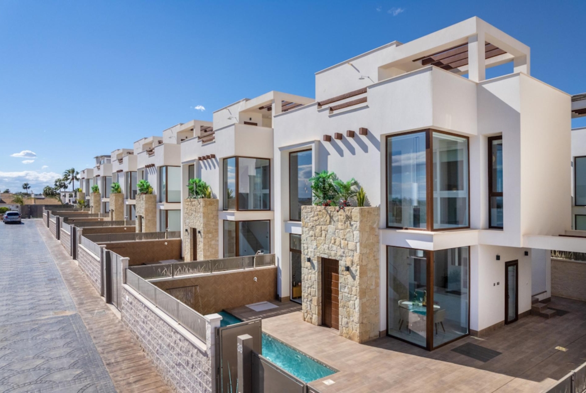Residencial-Laguna-Azul-Villa-01-los montesinos-costa blanca-suplusnis