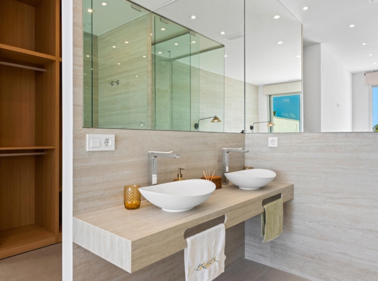 Villa-Creta-Bathroom-Costa Blanca