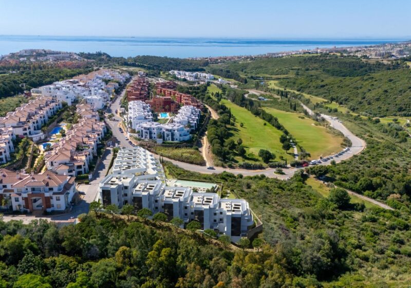 Sky Casares Golf