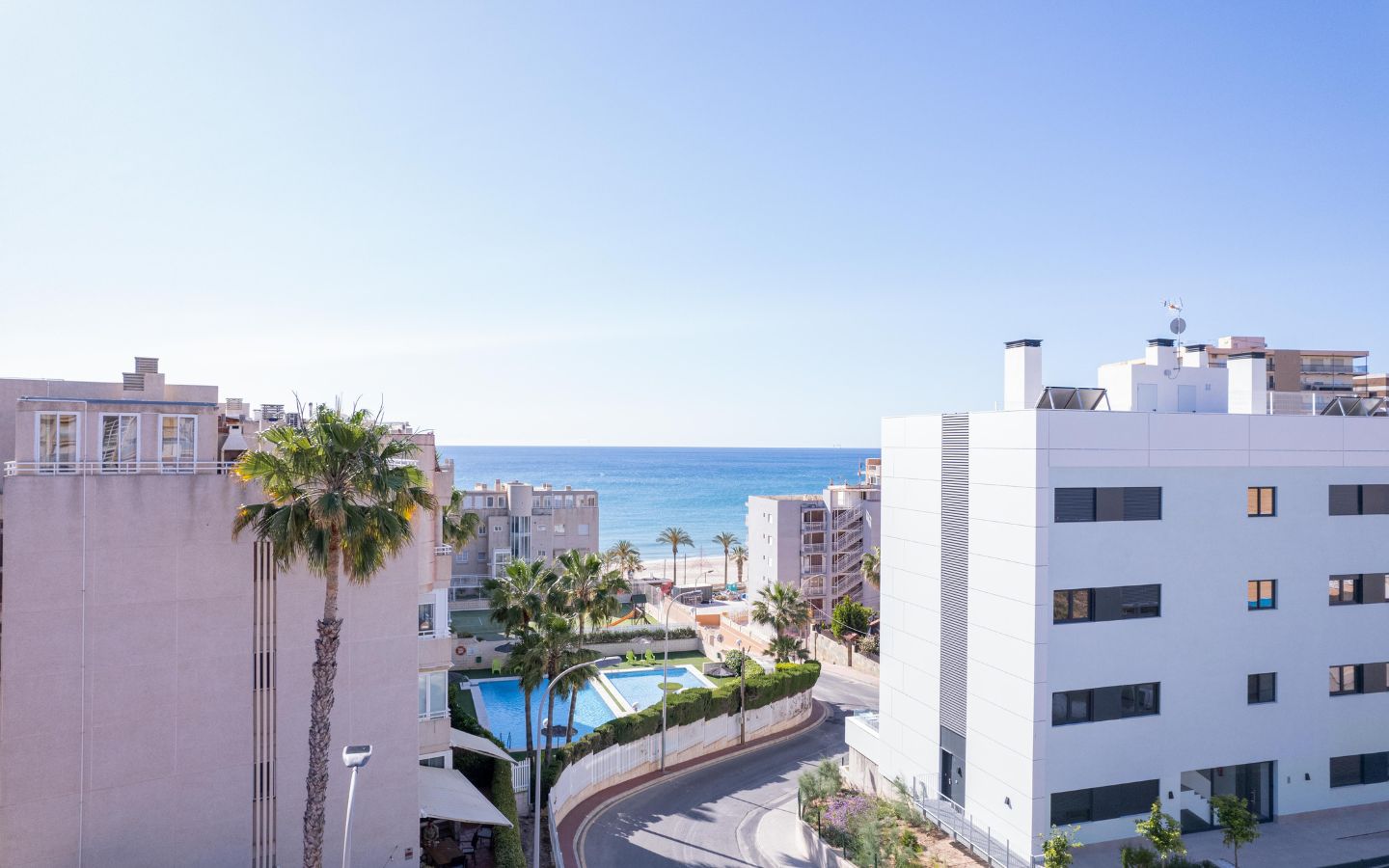Residencial Sunrise Beach - Distance