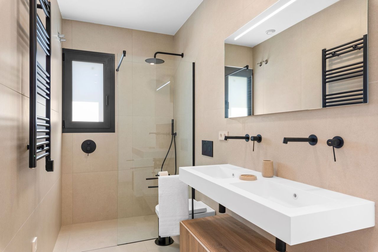 Villa Alejandra XIV - L villa Bathroom