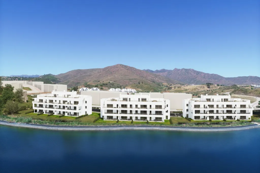 SOLANA VILLAGE