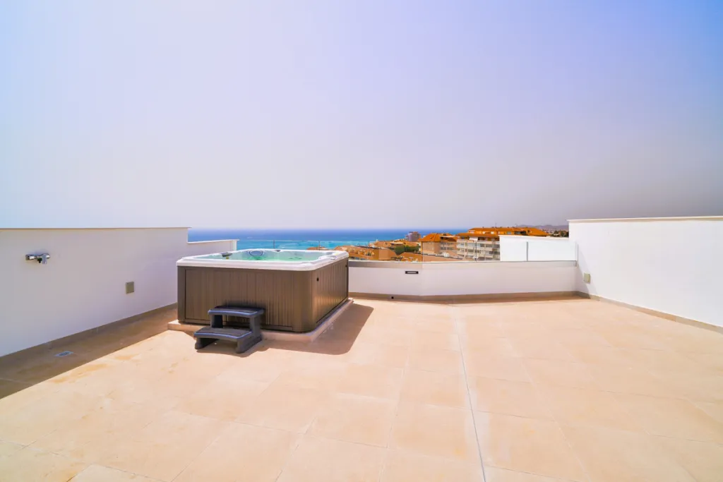 Higuerón Bay Residences