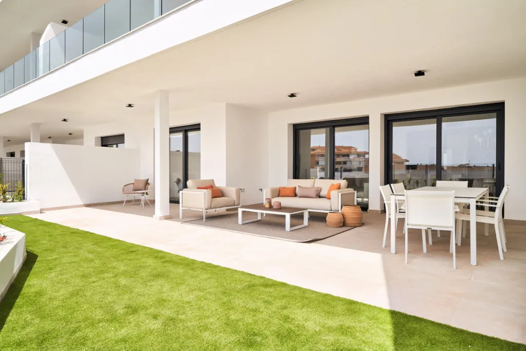 Higuerón Bay Residences