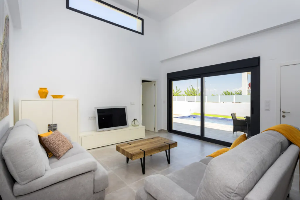 Nueva Daya Villa