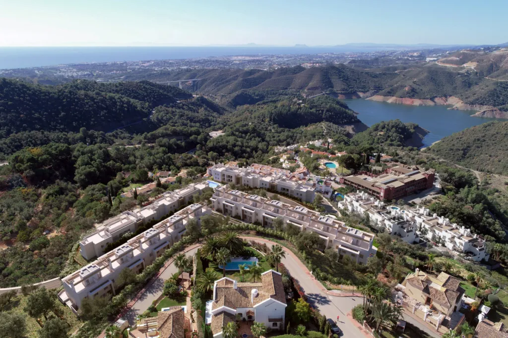 ALMAZARA GARDENS