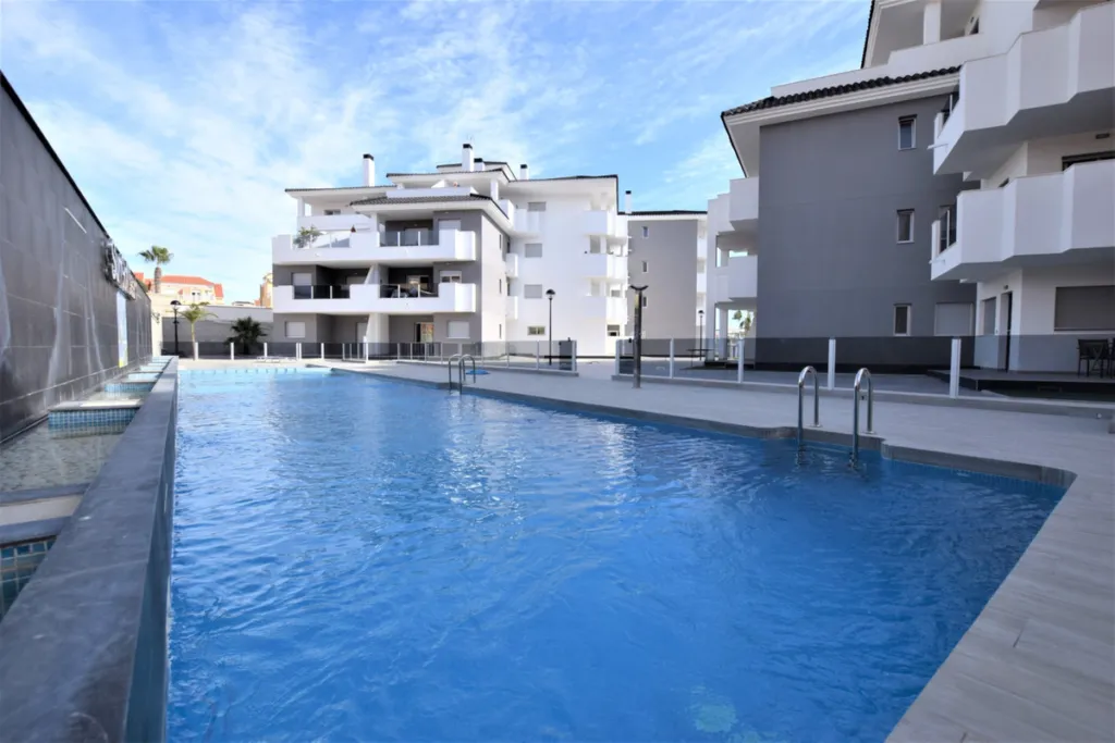 SUNGOLFBEACH