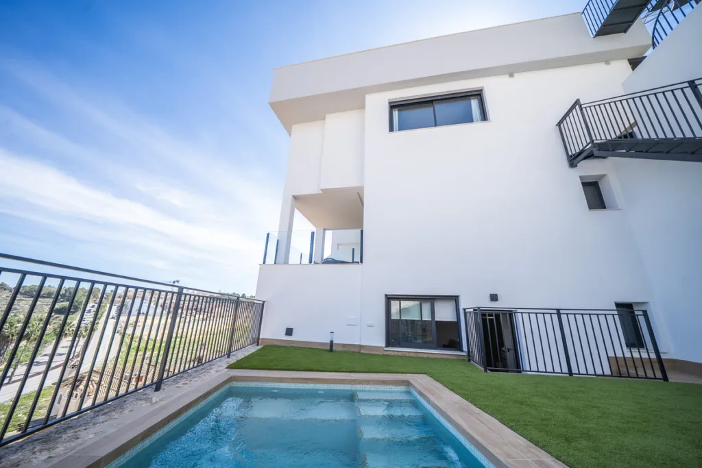 Arena Golf Villas
