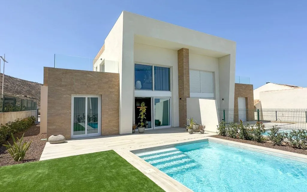 MAR EGEO II – Semi-detached LEROS